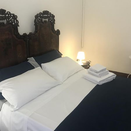 Aragona Rooms Palermo Exteriör bild